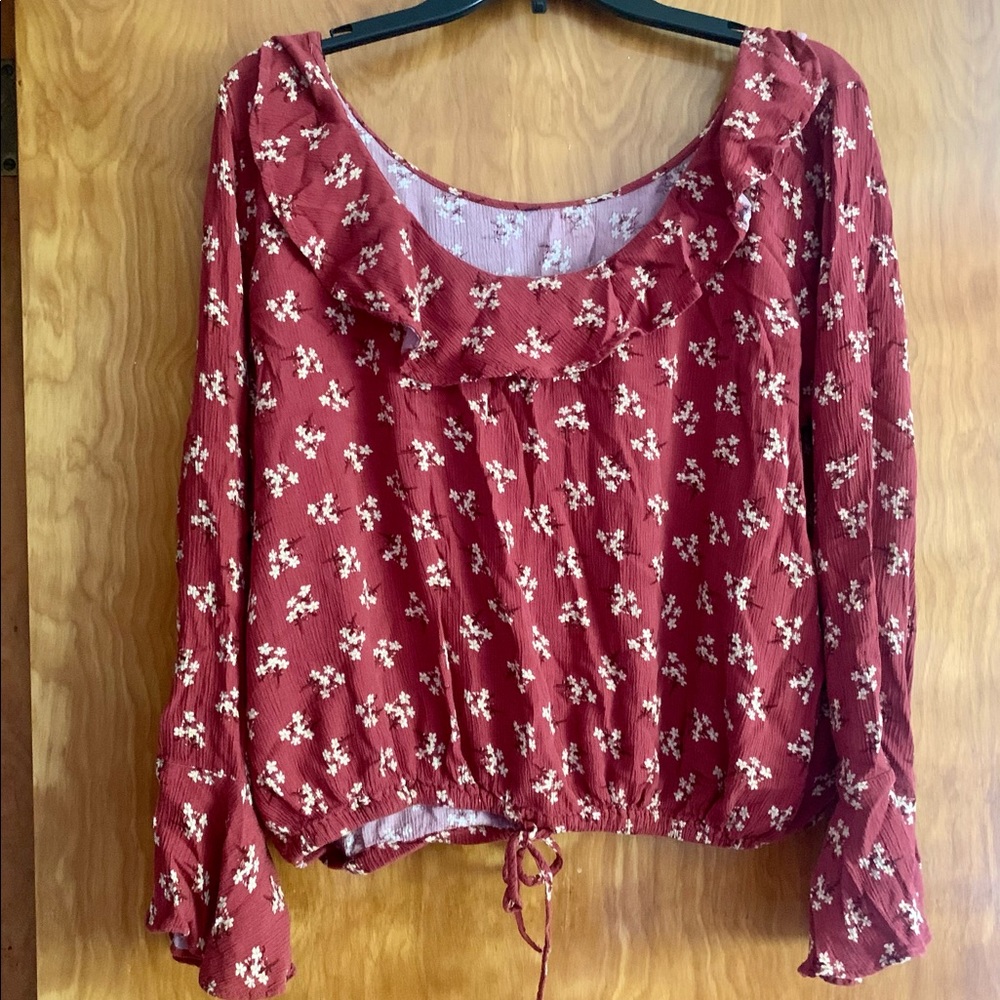 American Eagle Bell Sleeve Floral Blouse Large